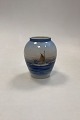 Lyngby 
Porcelain Vase 
with Fisherman 
Boat No. 74-2. 
Measures 12.5 
cm / 4.92 in.