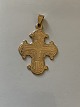 Beautiful and 
classic daily 
cross in 14 
carat gold, 
with engraved 
Our Father on 
the back. A ...