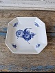 Royal 
Copenhagen Blue 
Flower dish 
No. 8090, 
Factory first
Dimension 17,5 
x 17,5 cm.
Produced ...
