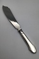 Svend Toxværd 
Silver 
Christiansborg 
Layer Cake 
Knife Measures 
23 cm (9.05 
inch)