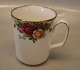 2 stk på lager
Krus 10 cm 
Landsbyrose 
Royal Albert 
Old Country 
Roses Bone 
China England. 
I God ...