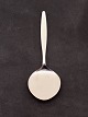 Georg Jensen 
Cypress 
sterling silver 
tartelet spade 
20 cm. Item No. 
581911