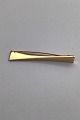 Anton Michelsen 
18 ct Gold 
Brooch Eigil 
Jensen  
Measures 6.2 cm 
(3.54 inch) 
Weight 9.0 gr. 
(0.32 oz)