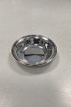 Hans Hansen 
Sterling Silver 
Bowl by Karl 
Gustav Hansen 
Measures 14cm 
dia og 3cm høj 
/ 5.51 ...