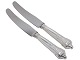 Rosenborg 
sterlingsilver 
and stainless 
steel, long 
dinner knife.
This was made 
by silversmith 
...