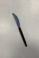 Lundtofte 
Dining knife 
with wooden 
handle. 
Designed by 
Tias Eckhoff. 
In very good 
condition. ...