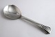 Georg Jensen. 
Silver cutlery 
(925). 
Parallel. 
Serving spoon. 
Length 20 cm. 
Produced 
1933-1945.