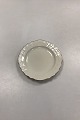 Royal 
Copenhagen 
Creme Curved 
with Gold 
(Pattern 1235) 
Cake Plate No. 
1625. Measures 
22 cm / ...