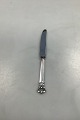 Cohr Monica 
Travel Knife in 
Silver / Steel
Measures 13cm 
/ 5.12 inch