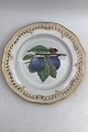 Royal 
Copenhagen 
Flora Danica 
Fruit Plate No. 
429/3584. 
Measures 22.2 
cm / 8.74 inch. 
1st ...