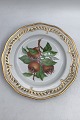 Royal 
Copenhagen 
Flora Danica 
Fruit Plate No. 
429/3584. 
Measures 22.2 
cm / 8.74 inch. 
1st ...