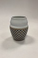 Royal 
Copenhagen 
Liselund Vase 
No. 678. 
Measures 15.5 
cm / 6.10 in.