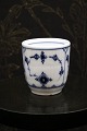 Rare Royal 
Copenhagen Blue 
Fluted Plain 
small mug from 
1898-1923. 
Painter no. 53. 
H: 7cm. Dia.: 
...