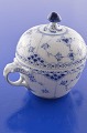 Royal 
Copenhagen 
porcelain. 
Royal 
Copenhagen Blue 
fluted half 
lace. Sugar 
Bowl no. 605. 
Height ...
