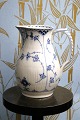 Rare chocolate 
jug in Blue 
Fluted Half 
lace from Royal 
Copenhagen. 
Decoration 
number: ...