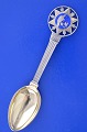 Anton Michelsen 
Christmas 
cutlery, gilded 
silver with 
toweres marks 
/830s. with an 
inladi enamal 
...