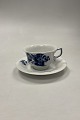 Royal 
Copenhagen Blue 
Flower Angular 
Tea Cup and 
Saucer No 8500. 
18 cl. Cup 
measures 6 cm x 
9 cm ...