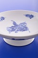 Royal 
Copenhagen 
porcelain. RC 
Blue 
flower/braided. 
Cake dish on 
low foot no. 
10/8062. 
Diameter ...
