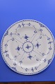 Royal 
Copenhagen 
porcelain. 
Royal 
Copenhagen Blue 
fluted half 
lace. Large 
round serving 
dish no. ...