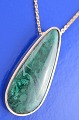 Gold chain with 
pendant inlaid 
with malachite 
in beautiful 
green shades, 
Pendant stamped 
OD 585 ...