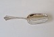 Cake spatula in 
hammered 
silver. 
Stamped the 
three towers 
1925. 
Length 21.5 
cm.