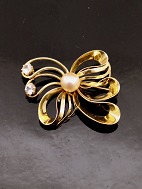 14 carat gold brooch