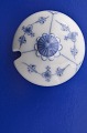 RC. Royal 
Copenhagen 
porcelain. 
Royal 
Copenhagen Blue 
fluted plain. 
Lid no. 1/138. 
Diameter 6.4 
...