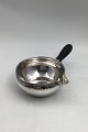 Georg Jensen 
Sterling Sølv 
Smørnæb / 
Saucekande 
(Flødekande) 
No. 55 B 
(1925-1933) 
Måler Diam.9.5 
...
