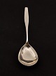 Hans Hansen 
Charlotte 
serving spoon 
18.5 cm. 
sterling silver 
item no. 604543