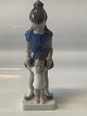 Lyngby Figure, 
Mother with 
Child
Dec. no. 99
Height 16 cm.
1st grade
Perfect 
condition