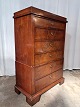 Chiffoniere
 Kr. 3500,-