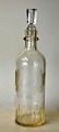 Carafe 
"Aquavit", 
Holmegaard ca. 
1900, Denmark. 
With etched 
motif. H: 25.8 
cm.