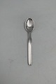 Hingelberg No.7 
 Sterling 
Silver Coffee 
Spoon 
Measures 
12,1cm / 4.76 
inch
