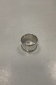 English 
Sterling Silver 
Napkin Ring 
Weight 31 gram 
/ 1.10 oz.