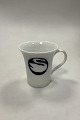 Rosendahl Lin 
Utzon HC. 
Andersen Coffee 
Mug The Ugly 
Duckling
Measures 10cm 
/ 3.94 inch