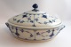 Royal 
Copenhagen. 
Blue fluted, 
plain. Oval 
lidded dish. 
Model 405. 
Length 23 cm. 
Width 16 cm. (1 
...