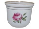 Bing & Grondahl 
Sachian Flower, 
small 
flowerpot.
The factory 
mark shows, 
that this was 
made ...