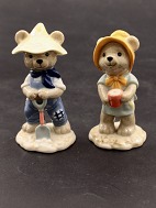 A pair of B&G teddy bears Victoria and Victor 1999