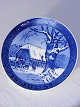 Royal 
Copenhagen 
Christmas plate 
from 1952. 
Feeding place 
for the Deer. 
2. Quality, 
fine condition.