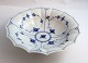 Royal 
Copenhagen. 
Musselmalet, 
riflet. Asiet. 
Model 142. ...