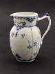 Royal 
Copenhagen blue 
fluting jug 
1/763