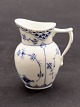 Royal 
Copenhagen blue 
fluting jug 
1/522