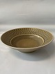 Relief Nissen 
Kronjyden 
stoneware set 
round deep 
bowl.
Leaf-shaped 
pattern
Measures 21.5 
x 6 ...