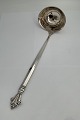 Georg Jensen 
Silver Acanthus 
Punch / Soup 
Ladle No. 131
Measures 
36,3cm / 14.29 
inch