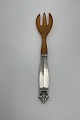 Georg Jensen 
Silver Acanthus 
Serving Fork 
with Horn No. 
108B
Measures 
16,5cm / 6.50 
inch
