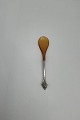 Georg Jensen 
Sterling Silver 
'Acanthus' 
Mustard Spoon 
with horn No 
106. Measures 
9,6cm / 3.78 
...