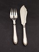 Silver plated 
fish serving 
set 27 and 33 
cm. subject no. 
617084