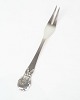 Cold cut fork 
from A.C. Illum 
in three-tower 
silver, 
hallmarked 825. 
Produced in 
Copenhagen, ...
