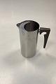 Stelton 
Cylinda-line 
stainless steel 
serving jug
Designed by 
Arne Jacobsen
Volume 1.5 ...