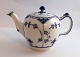 Royal Copenhagen. Blue Fluted, half lace. Teapot. Model 610. 70 cl. (1 quality). 
Produced before 1923.